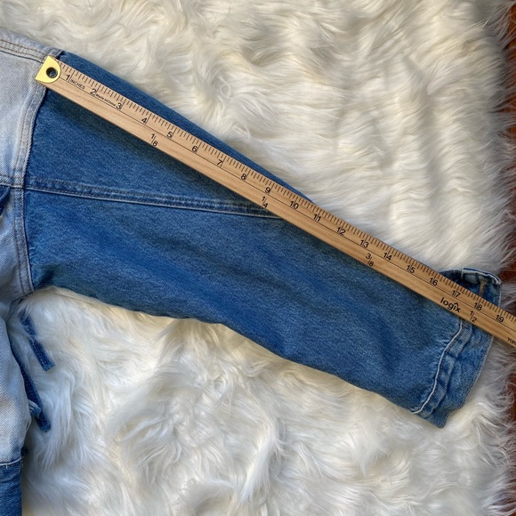 BLANKNYC Bonnaroo Blue Denim Two Tone Fringe Western Jean Jacket Size S - Picture 13 of 16